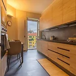 شقة Modern & Bright 2 Bedroom Flat 50m From M4 Stop *