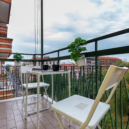Lägenhet Modern & Bright 2 Bedroom Flat 50m From M4 Stop